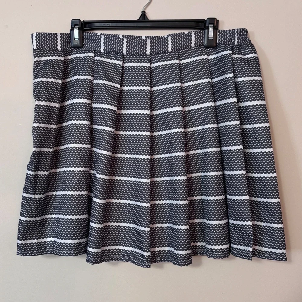 N/A pleated mini